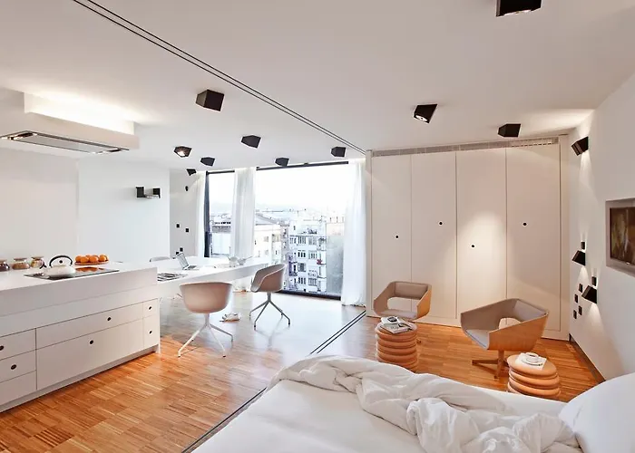 Destinationbcn Urgell 巴塞罗那