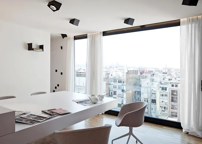 Destinationbcn Urgell *