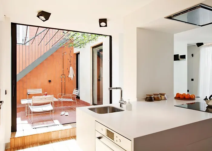 Destinationbcn Urgell 巴塞罗那